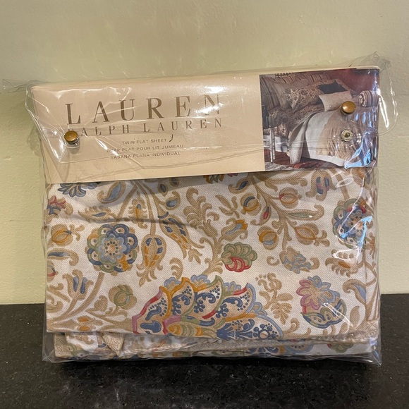 Ralph Lauren MarakeshRug Twin Flat Sheet and two Bonus Pillows Cases Rare